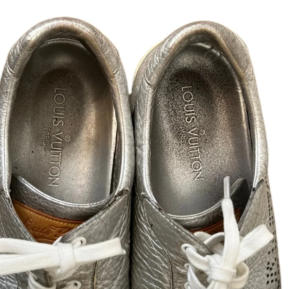 Louis Vuitton Silver leather low trainers, size 9 - Picture 8 of 13